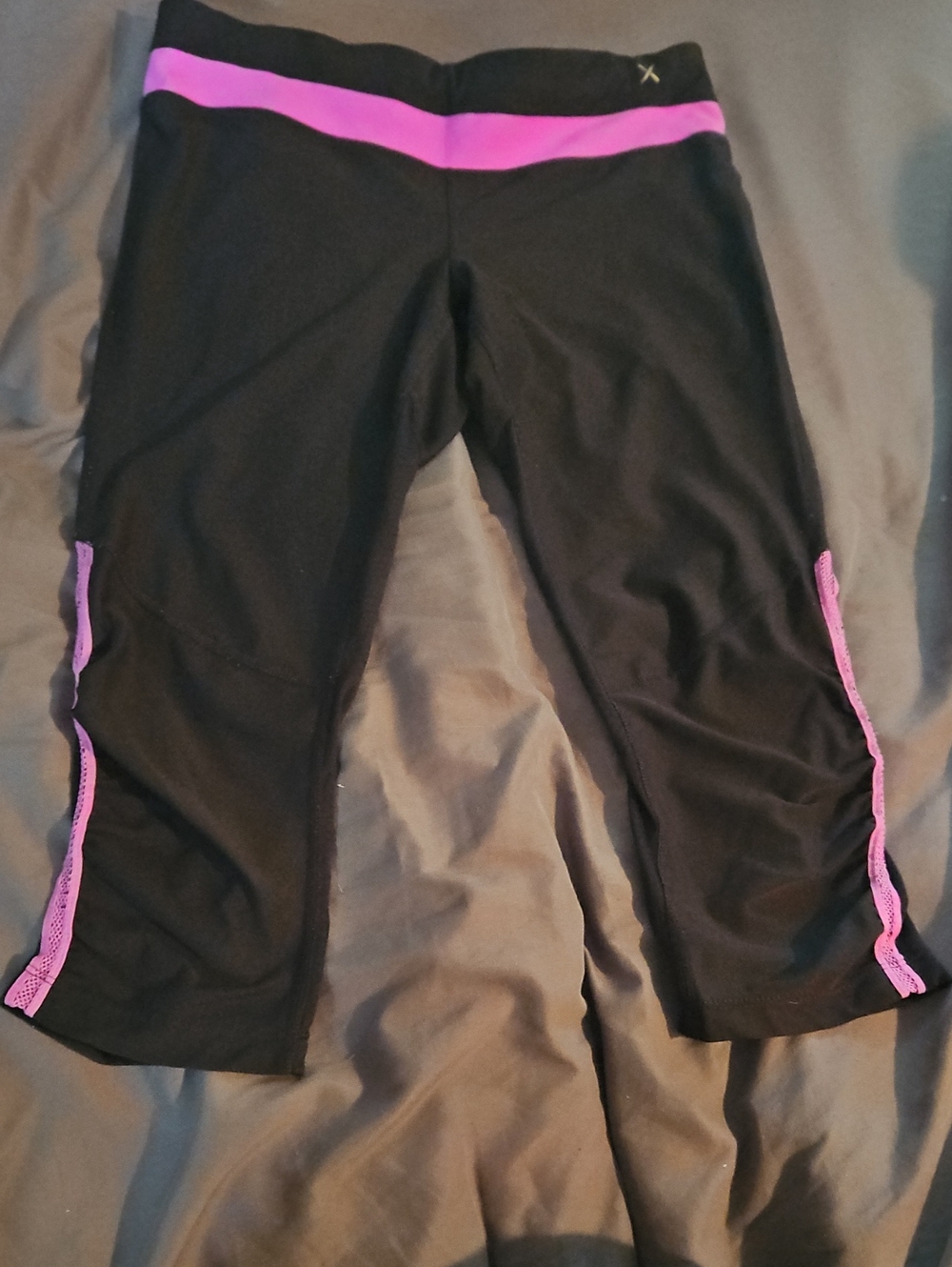 Womens' Black Capri Leggings with Pinkish Purple Trim
